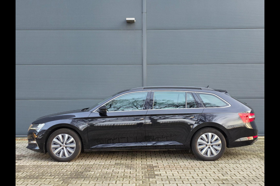 Škoda Superb Combi 1.4 TSI iV Business Edition Plus / STANDKACHEL / AFN.TREKHAAK / CRYSTAL LIGHTING / CAMERA / INCL. GARANTIE !