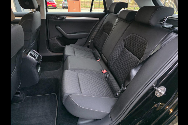 Škoda Superb Combi 1.4 TSI iV Business Edition Plus / STANDKACHEL / AFN.TREKHAAK / CRYSTAL LIGHTING / CAMERA / INCL. GARANTIE !