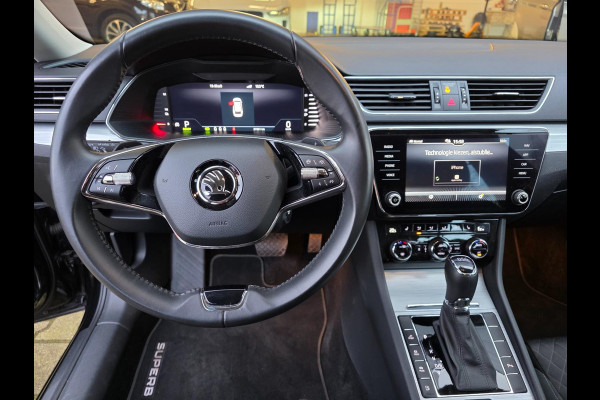 Škoda Superb Combi 1.4 TSI iV Business Edition Plus / STANDKACHEL / AFN.TREKHAAK / CRYSTAL LIGHTING / CAMERA / INCL. GARANTIE !