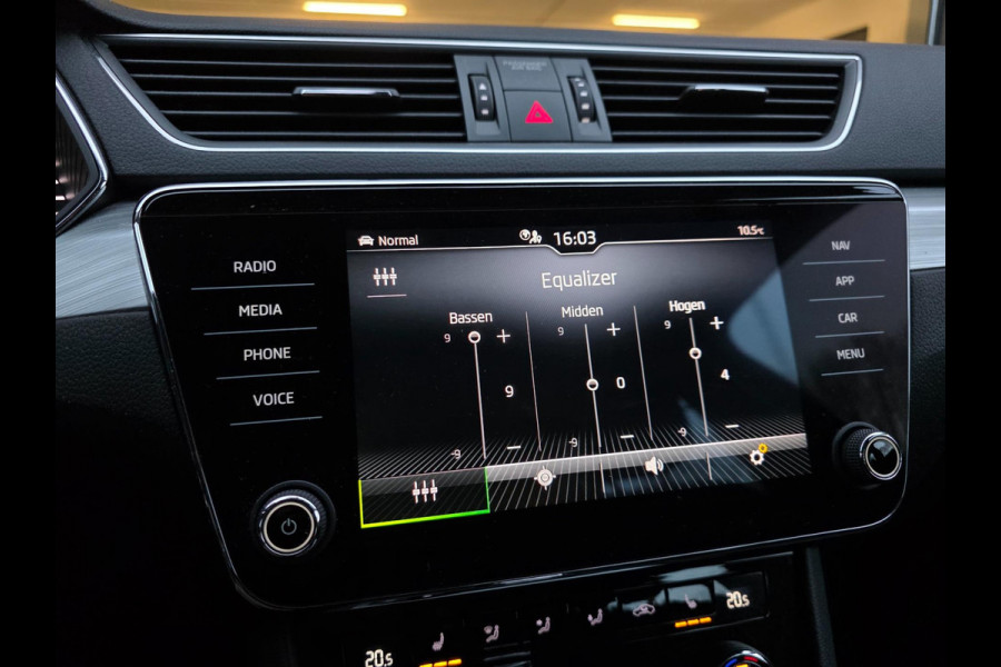 Škoda Superb Combi 1.4 TSI iV Business Edition Plus / STANDKACHEL / AFN.TREKHAAK / CRYSTAL LIGHTING / CAMERA / INCL. GARANTIE !