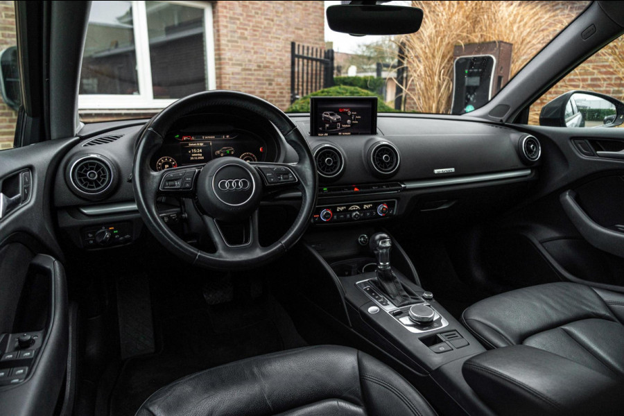 Audi A3 Sportback 1.4 e-tron Sport 204 PK Virtual Cockpit Adaptive Cruise Keyless Leder PDC 17''