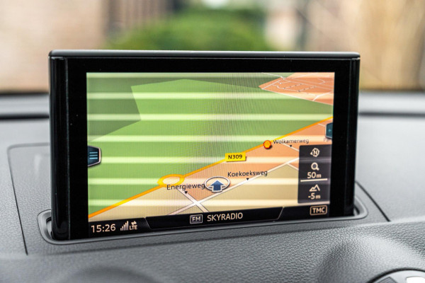 Audi A3 Sportback 1.4 e-tron Sport 204 PK Virtual Cockpit Adaptive Cruise Keyless Leder PDC 17''