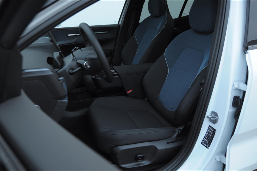 Volvo EX30 Cross Country 428PK Automaat Twin Motor Performance Ultra 69 kWh