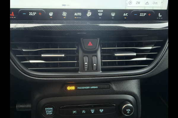 Ford FOCUS Wagon 1.0 EcoBoost Hybrid ST Line X 155pk | Trekhaak afneembaar | Panoramadak | Bang&Olufsen | Adaptive cruise control | Winter Pack | All season banden | Camera