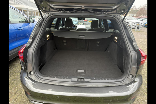 Ford FOCUS Wagon 1.0 EcoBoost Hybrid ST Line X 155pk | Trekhaak afneembaar | Panoramadak | Bang&Olufsen | Adaptive cruise control | Winter Pack | All season banden | Camera