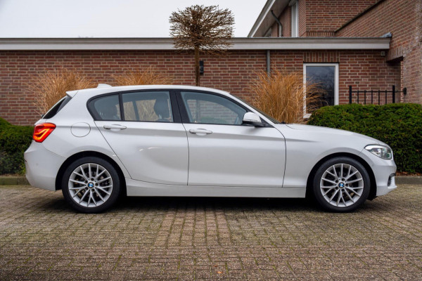 BMW 1-serie 118i Edition Shadow 136 PK Keyless Leder Stoelverwarming 17''