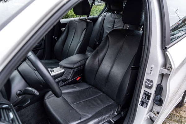 BMW 1-serie 118i Edition Shadow 136 PK Keyless Leder Stoelverwarming 17''