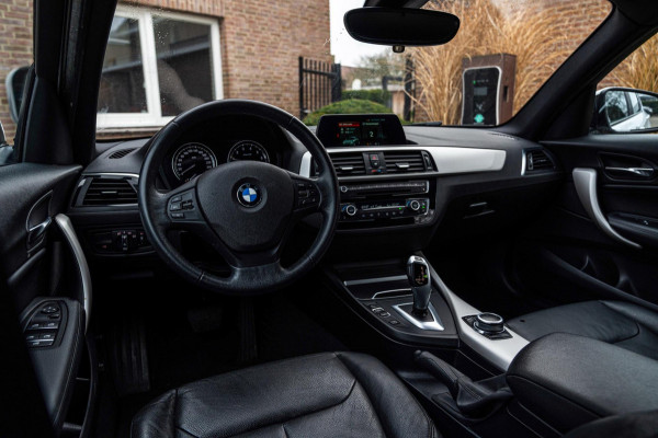 BMW 1-serie 118i Edition Shadow 136 PK Keyless Leder Stoelverwarming 17''