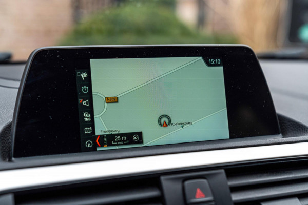 BMW 1-serie 118i Edition Shadow 136 PK Keyless Leder Stoelverwarming 17''