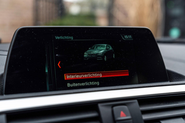 BMW 1-serie 118i Edition Shadow 136 PK Keyless Leder Stoelverwarming 17''