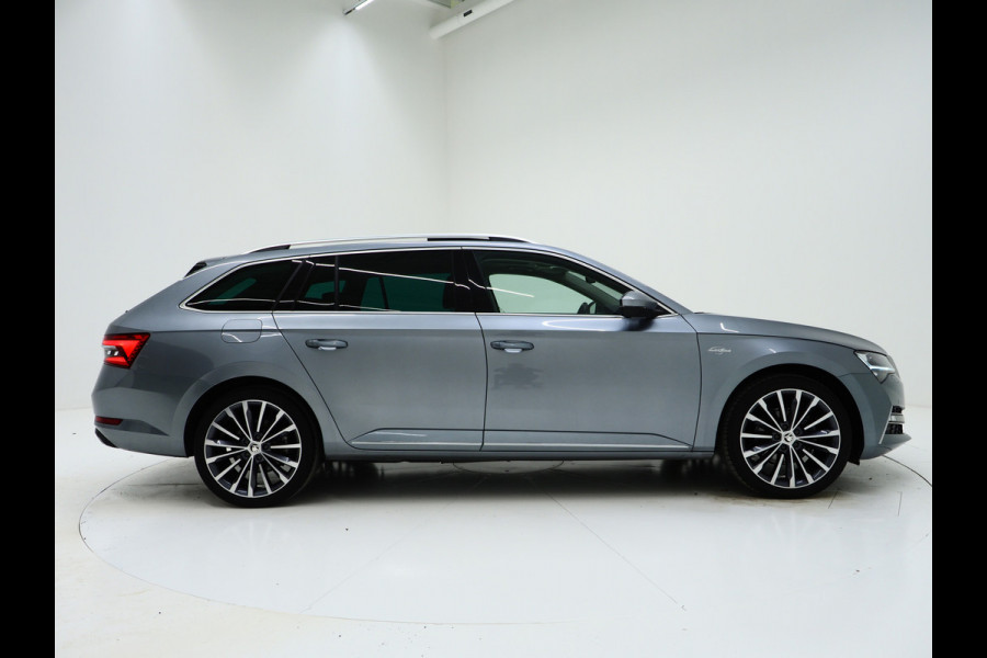 Škoda Superb Combi 1.4 TSI iV Laurin & Klement | Panoramadak | Leder | Canton | Camera | Keyless | Adaptive Cruise | Carplay