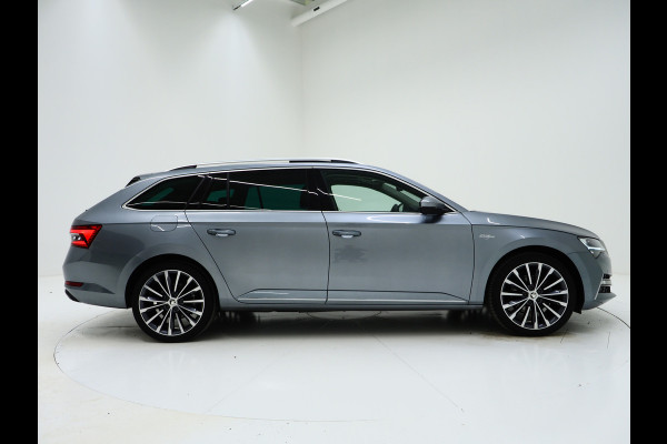 Škoda Superb Combi 1.4 TSI iV Laurin & Klement | Panoramadak | Leder | Canton | Camera | Keyless | Adaptive Cruise | Carplay
