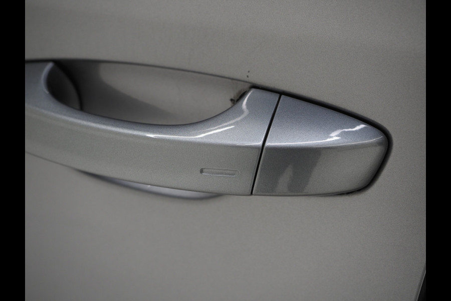 Škoda Superb Combi 1.4 TSI iV Laurin & Klement | Panoramadak | Leder | Canton | Camera | Keyless | Adaptive Cruise | Carplay