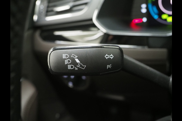 Škoda Superb Combi 1.4 TSI iV Laurin & Klement | Panoramadak | Leder | Canton | Camera | Keyless | Adaptive Cruise | Carplay