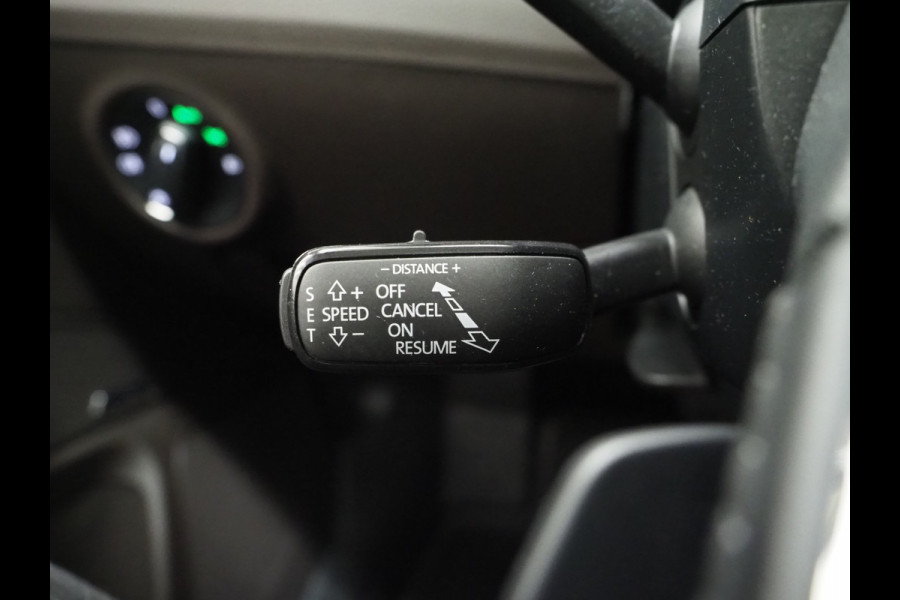 Škoda Superb Combi 1.4 TSI iV Laurin & Klement | Panoramadak | Leder | Canton | Camera | Keyless | Adaptive Cruise | Carplay