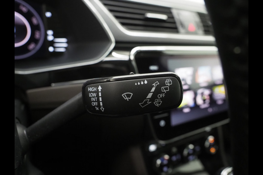 Škoda Superb Combi 1.4 TSI iV Laurin & Klement | Panoramadak | Leder | Canton | Camera | Keyless | Adaptive Cruise | Carplay