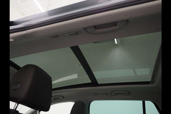 Škoda Superb Combi 1.4 TSI iV Laurin & Klement | Panoramadak | Leder | Canton | Camera | Keyless | Adaptive Cruise | Carplay