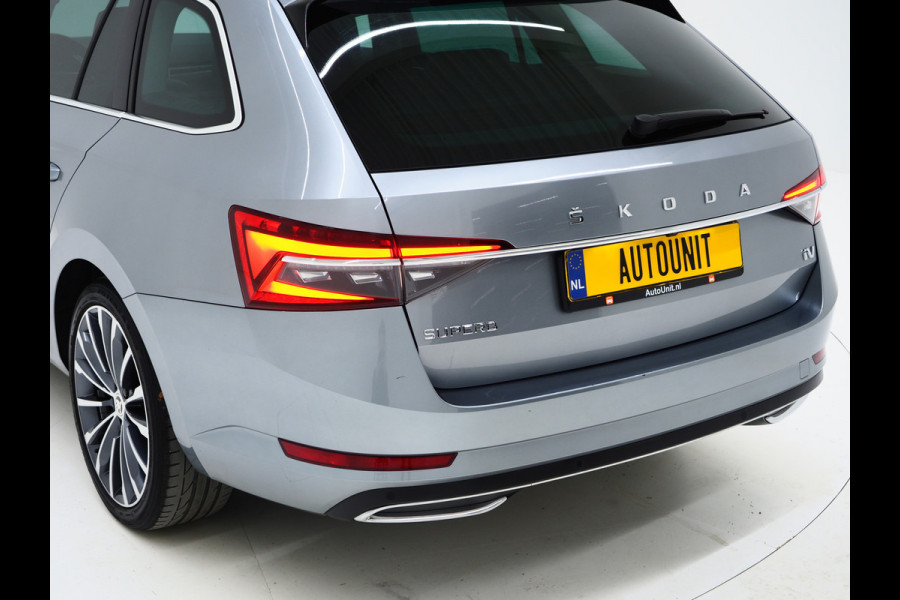 Škoda Superb Combi 1.4 TSI iV Laurin & Klement | Panoramadak | Leder | Canton | Camera | Keyless | Adaptive Cruise | Carplay