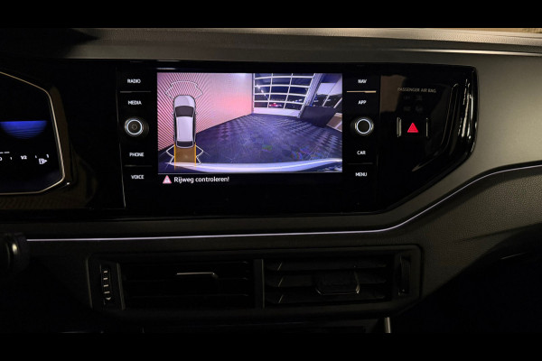 Volkswagen Taigo 1.0 TSI 3x R-Line PANO/IQ LIGHTS/KEYLESS/VIRTUAL/CARPLAY/ACC/AUTOMAAT/CAMERA/STOELVERWARMING/BOMVOL!