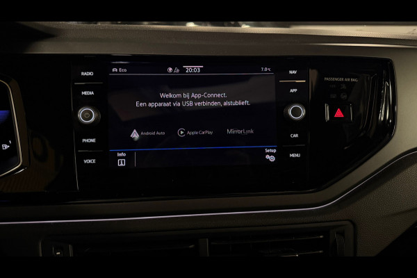 Volkswagen Taigo 1.0 TSI 3x R-Line PANO/IQ LIGHTS/KEYLESS/VIRTUAL/CARPLAY/ACC/AUTOMAAT/CAMERA/STOELVERWARMING/BOMVOL!