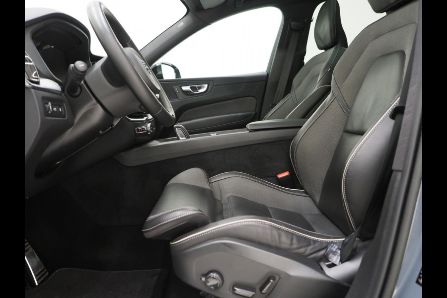 Volvo XC60 2.0 T6 Plug-in hybrid AWD R-Design Long Range | Panoramadak | Pilot Assist | Trekhaak | Camera | Keyless | Memory | Carplay