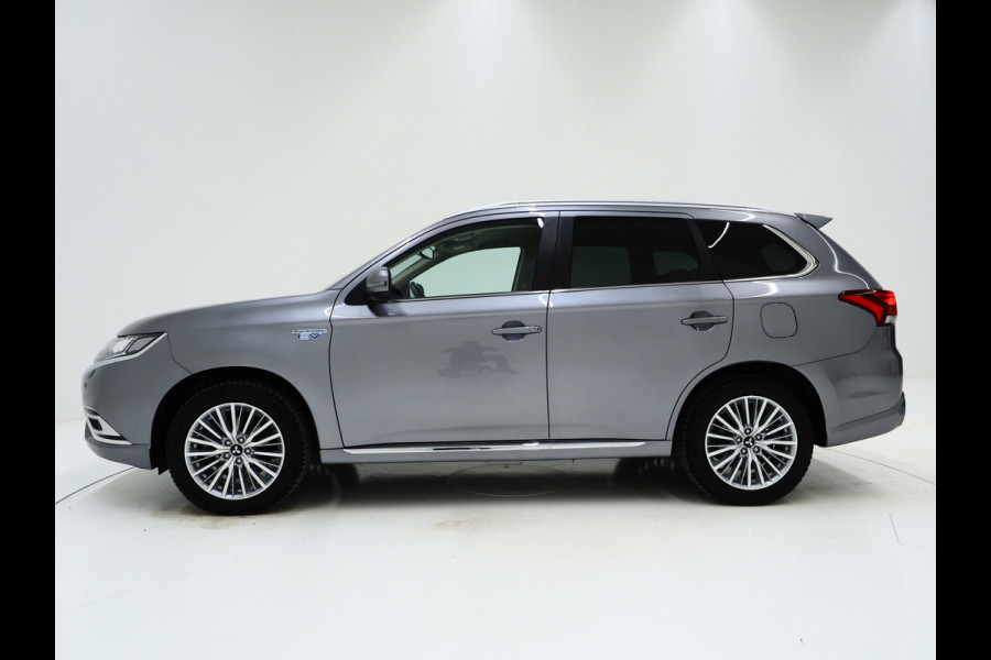 Mitsubishi Outlander 2.4 PHEV Intense | Camera | Keyless | Power Sound | Trekhaak | Stoelverwarming | Carplay