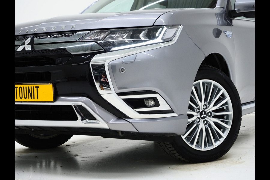 Mitsubishi Outlander 2.4 PHEV Intense | Camera | Keyless | Power Sound | Trekhaak | Stoelverwarming | Carplay