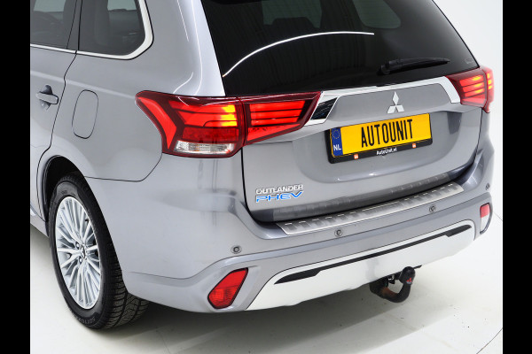 Mitsubishi Outlander 2.4 PHEV Intense | Camera | Keyless | Power Sound | Trekhaak | Stoelverwarming | Carplay