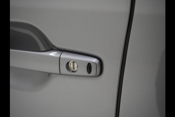 Mitsubishi Outlander 2.4 PHEV Intense | Camera | Keyless | Power Sound | Trekhaak | Stoelverwarming | Carplay