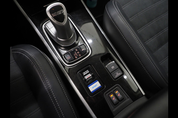 Mitsubishi Outlander 2.4 PHEV Intense | Camera | Keyless | Power Sound | Trekhaak | Stoelverwarming | Carplay