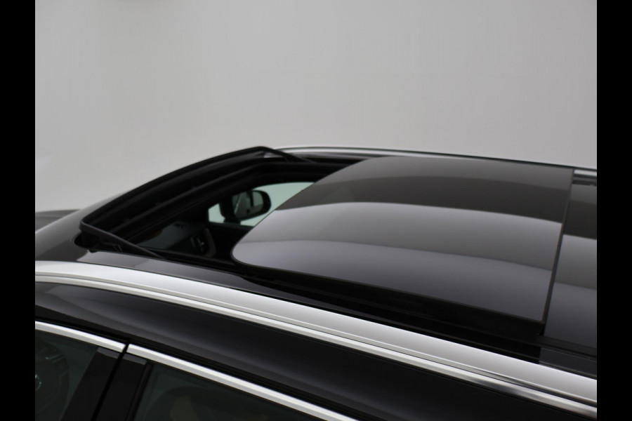Volvo XC60 2.0 D4 AWD INSCRIPTION + WEGKL. TREKHAAK | LEDER | PANORAMA | 19 INCH | CAMERA | MEMORY
