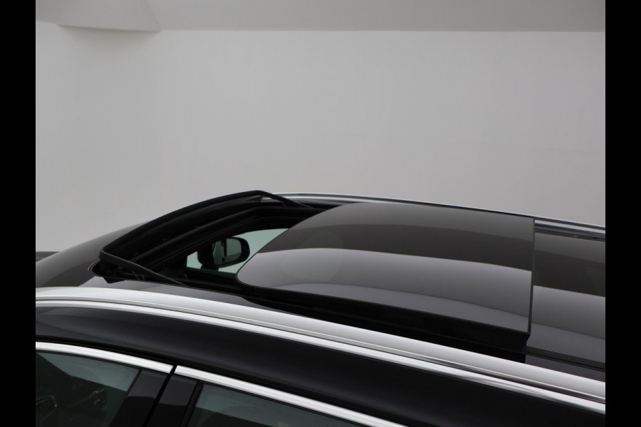 Volvo XC60 2.0 D4 AWD INSCRIPTION + WEGKL. TREKHAAK | LEDER | PANORAMA | 19 INCH | CAMERA | MEMORY