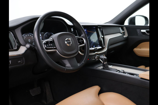 Volvo XC60 2.0 D4 AWD INSCRIPTION + WEGKL. TREKHAAK | LEDER | PANORAMA | 19 INCH | CAMERA | MEMORY