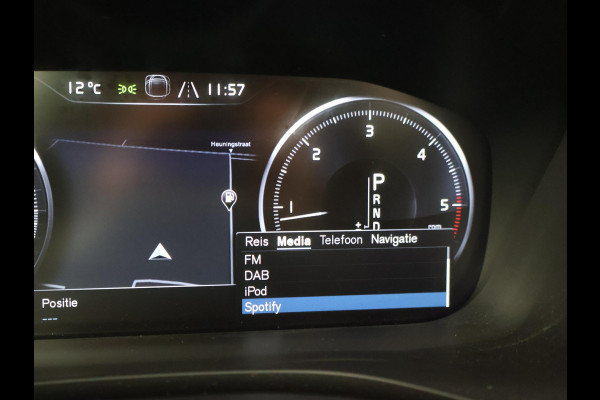 Volvo XC60 2.0 D4 AWD INSCRIPTION + WEGKL. TREKHAAK | LEDER | PANORAMA | 19 INCH | CAMERA | MEMORY