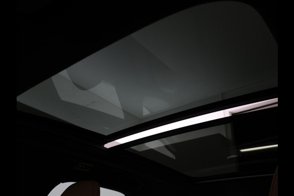 Volvo XC60 2.0 D4 AWD INSCRIPTION + WEGKL. TREKHAAK | LEDER | PANORAMA | 19 INCH | CAMERA | MEMORY