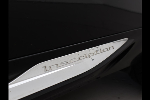 Volvo XC60 2.0 D4 AWD INSCRIPTION + WEGKL. TREKHAAK | LEDER | PANORAMA | 19 INCH | CAMERA | MEMORY