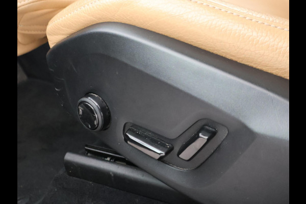 Volvo XC60 2.0 D4 AWD INSCRIPTION + WEGKL. TREKHAAK | LEDER | PANORAMA | 19 INCH | CAMERA | MEMORY