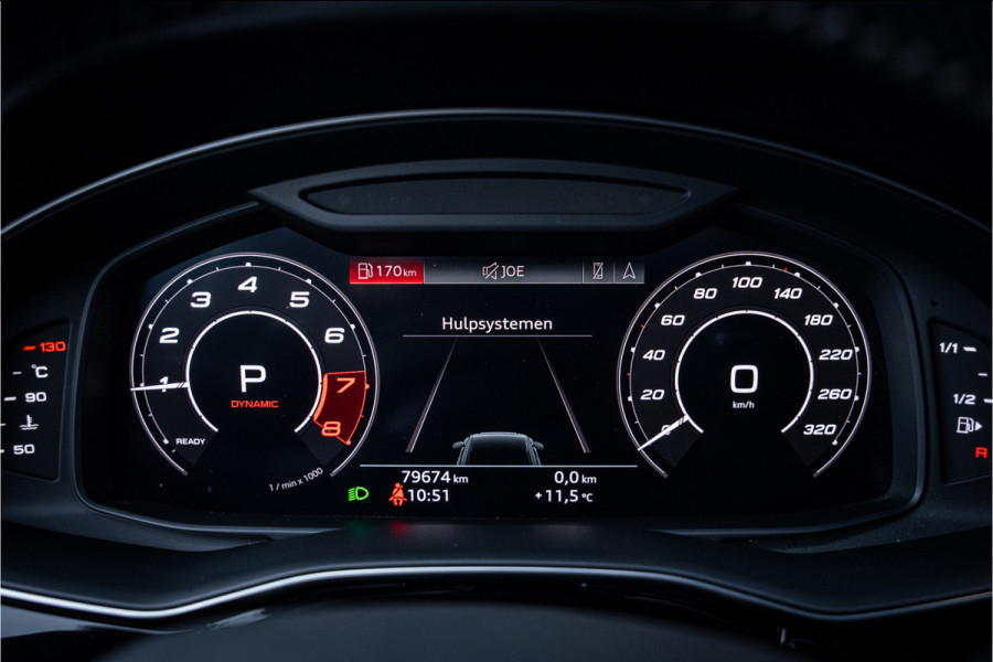 Audi RSQ8 4.0 TFSI quattro - Panorama l Keramisch l Stoelkoeling l 360 Camera | Memory