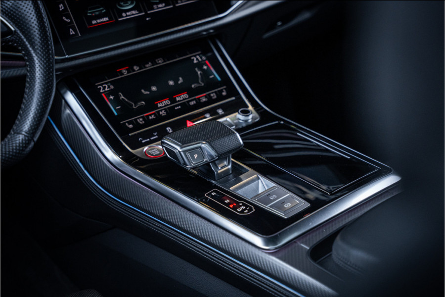 Audi RSQ8 4.0 TFSI quattro - Panorama l Keramisch l Stoelkoeling l 360 Camera | Memory