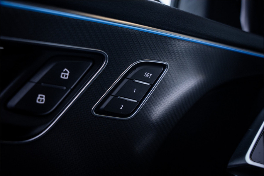 Audi RSQ8 4.0 TFSI quattro - Panorama l Keramisch l Stoelkoeling l 360 Camera | Memory