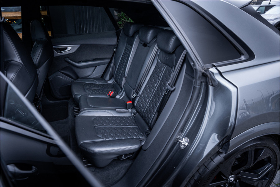 Audi RSQ8 4.0 TFSI quattro - Panorama l Keramisch l Stoelkoeling l 360 Camera | Memory