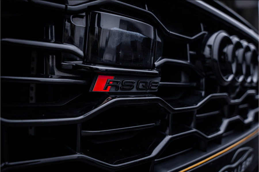 Audi RSQ8 4.0 TFSI quattro - Panorama l Keramisch l Stoelkoeling l 360 Camera | Memory