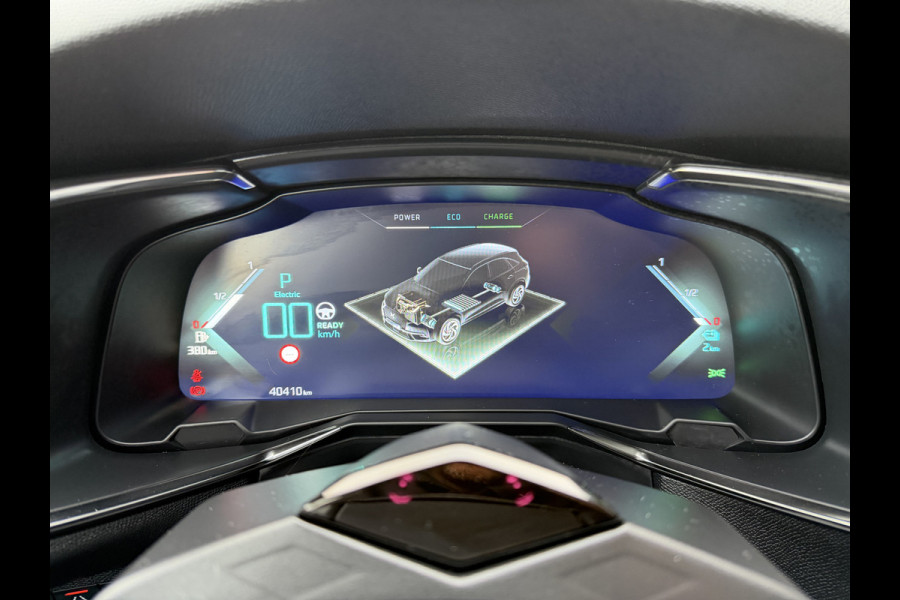 DS Ds 7 Crossback 300pk 4x4 Executive (Trekhaak - Elektrische klep - Camera - Adaptieve Cruise Controle - Keyless Entry - DS LED - Navigatie)