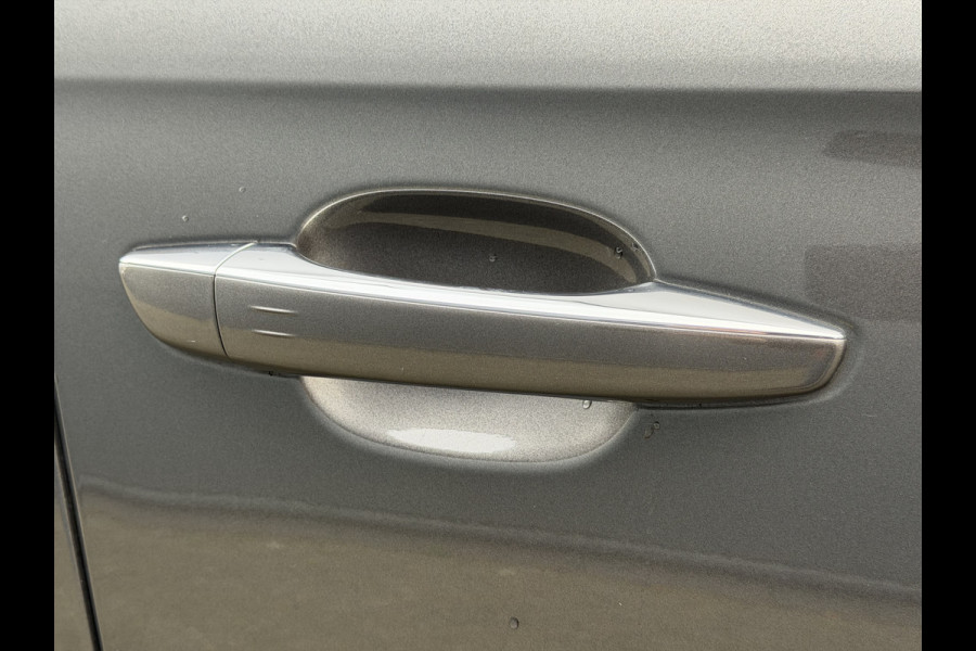 DS Ds 7 Crossback 300pk 4x4 Executive (Trekhaak - Elektrische klep - Camera - Adaptieve Cruise Controle - Keyless Entry - DS LED - Navigatie)