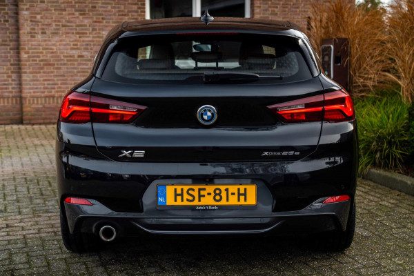 BMW X2 XDrive25e Executive M-Sport 220 PK Dealer o.h Head-Up Camera Leder LED 19''