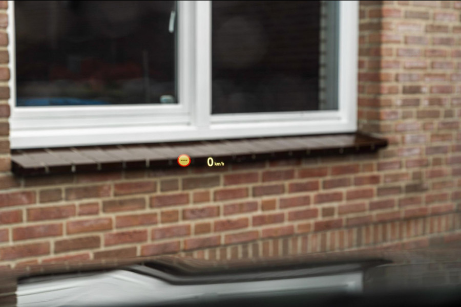 BMW X2 XDrive25e Executive M-Sport 220 PK Dealer o.h Head-Up Camera Leder LED 19''