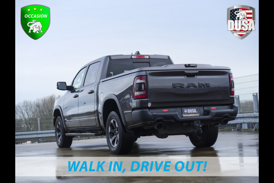 Dodge Ram 1500 Rebel | 5.7 V8 | 4x4 | Crew Cab Panoramadak | Niveau regeling / luchtvering | Deksel Nieuw binnen!
