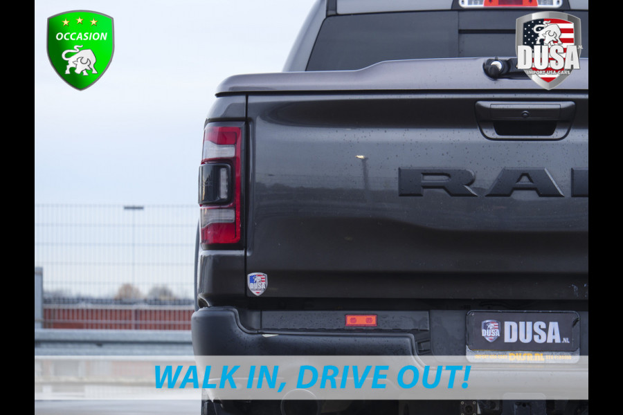 Dodge Ram 1500 Rebel | 5.7 V8 | 4x4 | Crew Cab Panoramadak | Niveau regeling / luchtvering | Deksel Nieuw binnen!