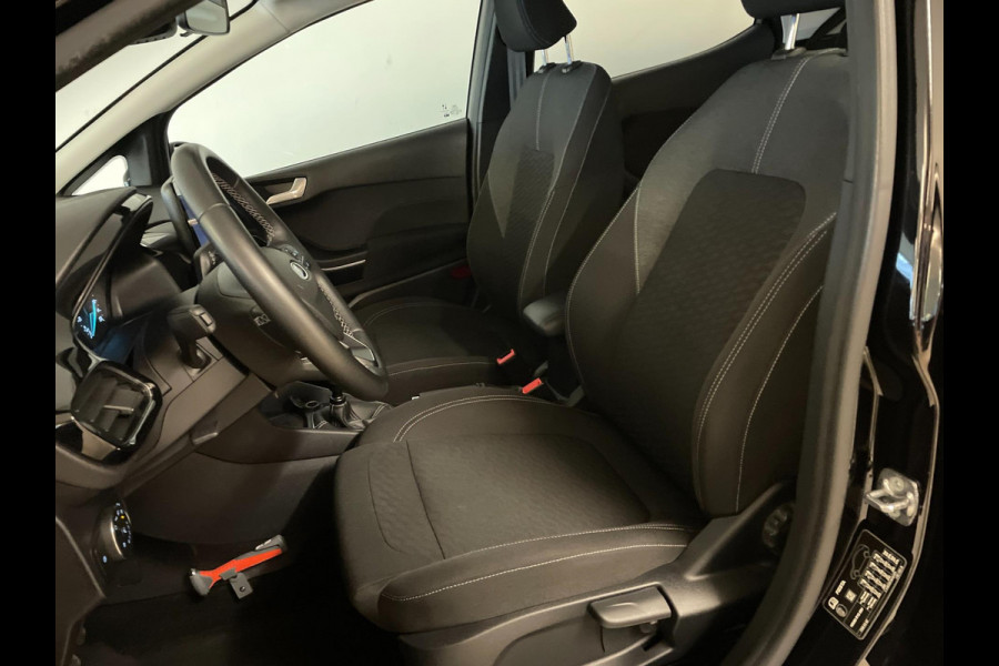 Ford Fiesta 1.0 EcoBoost Hybrid Titanium X 125PK MILD HYBRID AIRCO NAVI CRUISE APPLE CARPLAY VELGEN NIEUWSTAAT