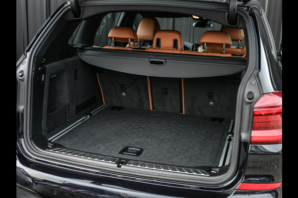 BMW X3 xDrive30d High Executive · M-Sport Pro · Comfort access · Head-up · Adaptive cruise · Stuurverwarming · Stoelverwarming · Bmw la